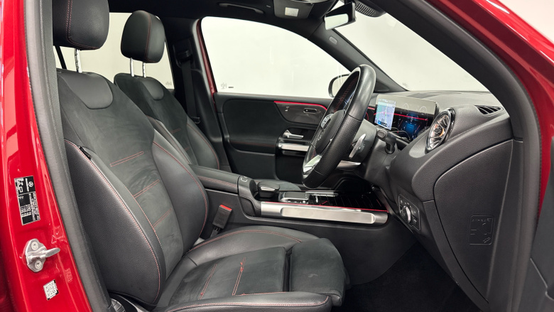 Mercedes-Benz GLB 200 AMG Line Premium + Night Ed 5dr 7G-Tronic Petrol Estate